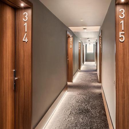 B&B Hotel Lisboa โอเอรัช ภายนอก รูปภาพ